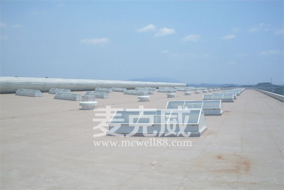 重慶三角形側(cè)開電動通風(fēng)天窗
